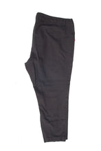 Load image into Gallery viewer, CLEARANCE XL Old Navy Maternity Pixie Pant in Black Size 18R
