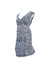 Load image into Gallery viewer, M *New* Angel Maternity Wrap Dress
