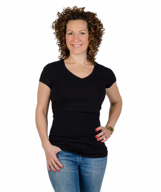 A lift access basic t-shirt This short sleeve top is for breastfeeding and is fitted. Momzelle Christine