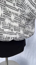 Load and play video in Gallery viewer, CLEARANCE *New* M  Thyme Maternity Blouse
