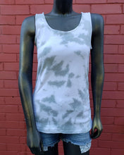 Load image into Gallery viewer,  Tie Dye maternity tank top. Summer Maternity clothes 7tee Dyes pregnant pregnancy
