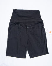 Load image into Gallery viewer, CLEARANCE XS Thyme Matenrty Black Shorts
