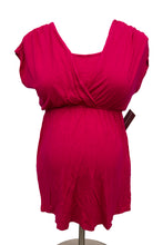 Cargar imagen en el visor de la galería, S Thyme Maternity Feeding top in Pink
