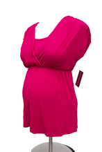 Load image into Gallery viewer, S Thyme Maternity Feeding top in Pink
