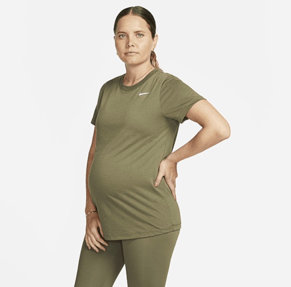 M The Nike Maternity Tee Dri Fit in Olive Green