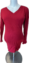 Charger l&#39;image dans la galerie, M Thyme Matenrity Knit V-neck in Red
