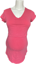 Charger l&#39;image dans la galerie, M Thyme Maternity Feeding top in Pink
