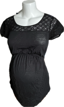 Cargar imagen en el visor de la galería, S Boob Design Feeding Top With Lace Neckline and Sleeves
