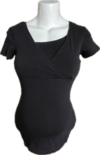 Load image into Gallery viewer, S H&amp;M Mama Feeding top in Black
