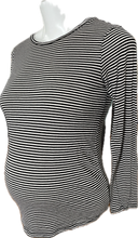 Load image into Gallery viewer, M H&amp;M Mama Long Sleeve Top in Stripe
