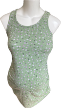 Charger l&#39;image dans la galerie, M Paisley Sky Maternity Tank top in Green Floral

