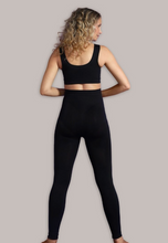 Load image into Gallery viewer, *New* Carriwell Seamless Support Legggings in Black
