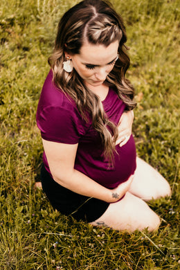 Momzelle maternity & nursing top Zoe Pregnant Pregnancy Lift access. Dahlia Breastfeeding