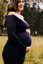Load image into Gallery viewer, Long sleeve mermaid maternity photoshoot gown in navy. Pregnancy dress maxi floor length
