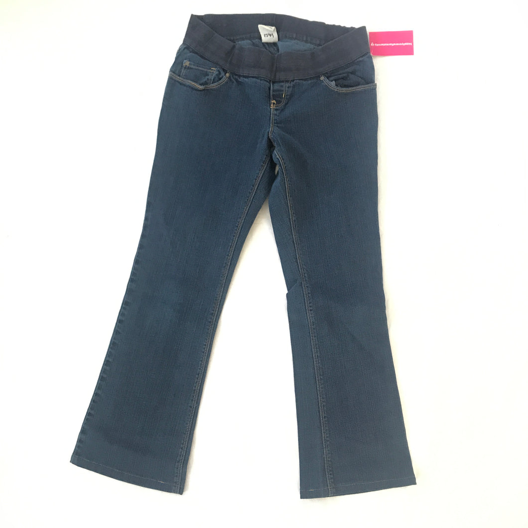 Old Navy maternity bootcut jeans. Pants Affordable Canadian Pregnant Pregnancy clothes sustainable maternity preloved  size 4