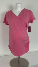 Load and play video in Gallery viewer, XL Old Maternity &amp;  Feeding Top in Pink
