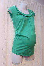 Charger l&#39;image dans la galerie, XS *Nouveau* Noppies Maternity Top à manches courtes 2 couleurs
