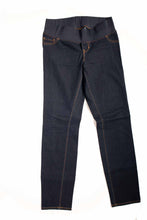 Load image into Gallery viewer, CLEARANCE S Old Navy Maternity Skinny Jeans 30&quot; inseam Size 6R
