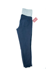 Load image into Gallery viewer, M Thyme Skinny Maternity Jeans in Navy

