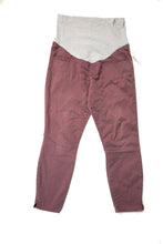 Load image into Gallery viewer, M Thyme Skinny Maternity Jeans in Burgundy
