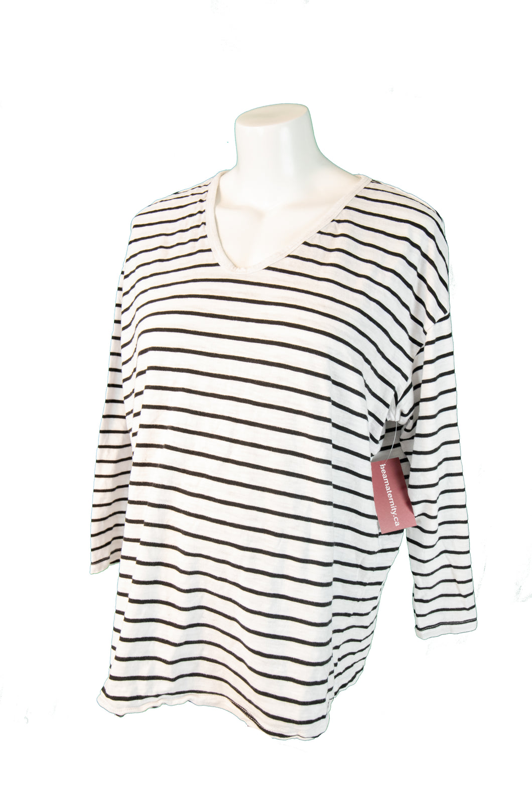 CLEARANCE XXL Old Navy  Feeding Top in Black and White Stripe