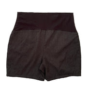 Cargar imagen en el visor de la galería, XL Thyme premamá Thrift Flip Dress Shorts 5&quot; entrepierna
