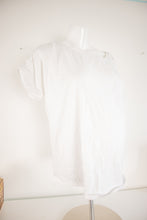 Load image into Gallery viewer, Seraphine White Cotton Maternity &amp; Nursing T-Shirt With Snap Access Size Large. Affordable Canadian Pregnant Pregnancy clothes sustainable maternity preloved 
