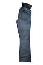 Load image into Gallery viewer, S Gap Maternity baby Bootcut Jeans Size 4
