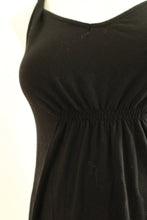 Load image into Gallery viewer, M Old Navy Maternity Tank Top in Black
