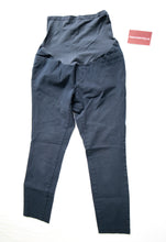 Load image into Gallery viewer, S Old Navy Maternity Pixie Pants in Navy
