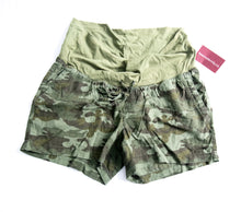 Load image into Gallery viewer, L Old navy maternity Camo Shorts
