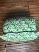 Load image into Gallery viewer, Travelling Breastfeeding Pillow/Muff
