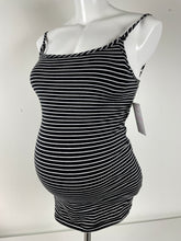 Load image into Gallery viewer, S Thyme  Feeding &amp; Maternity Tank in B&amp;W Stripe
