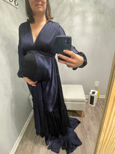 Load image into Gallery viewer, A rich navy maternity photoshoot gown. Cross v-neck. You can rent or buy this dress for your pregnancy.
