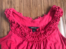 Load image into Gallery viewer, Affordable Canadian Pregnant Pregnancy clothes sustainable maternity preloved  H&amp;M mama Maternity tank top in pink. Size Small
