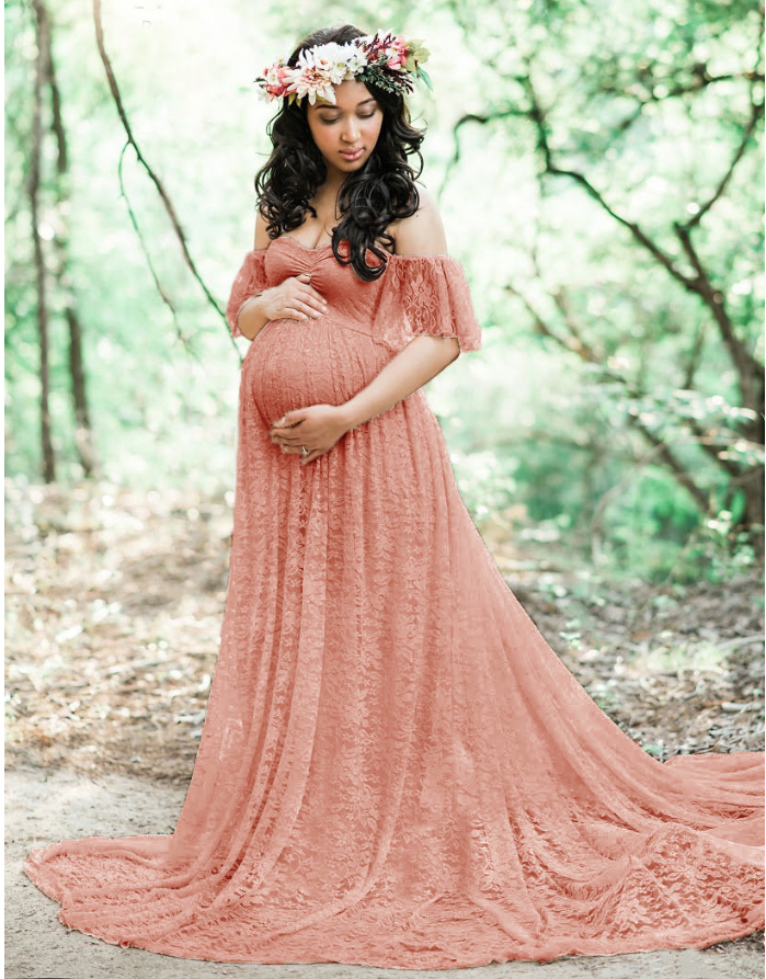 Pink lace maternity gown for photoshoots. Floor length pregnancy dress for pictures. 